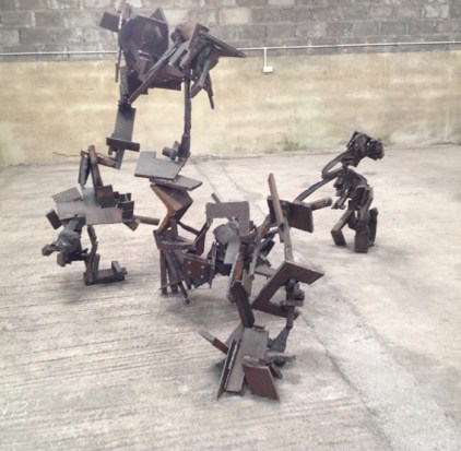 Greedy Granadilla 2012 H194x265x240cms (4)