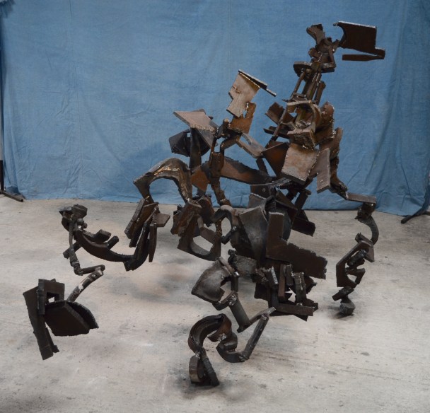 Billy The Skink 225x146x154Hcm 2016 steel